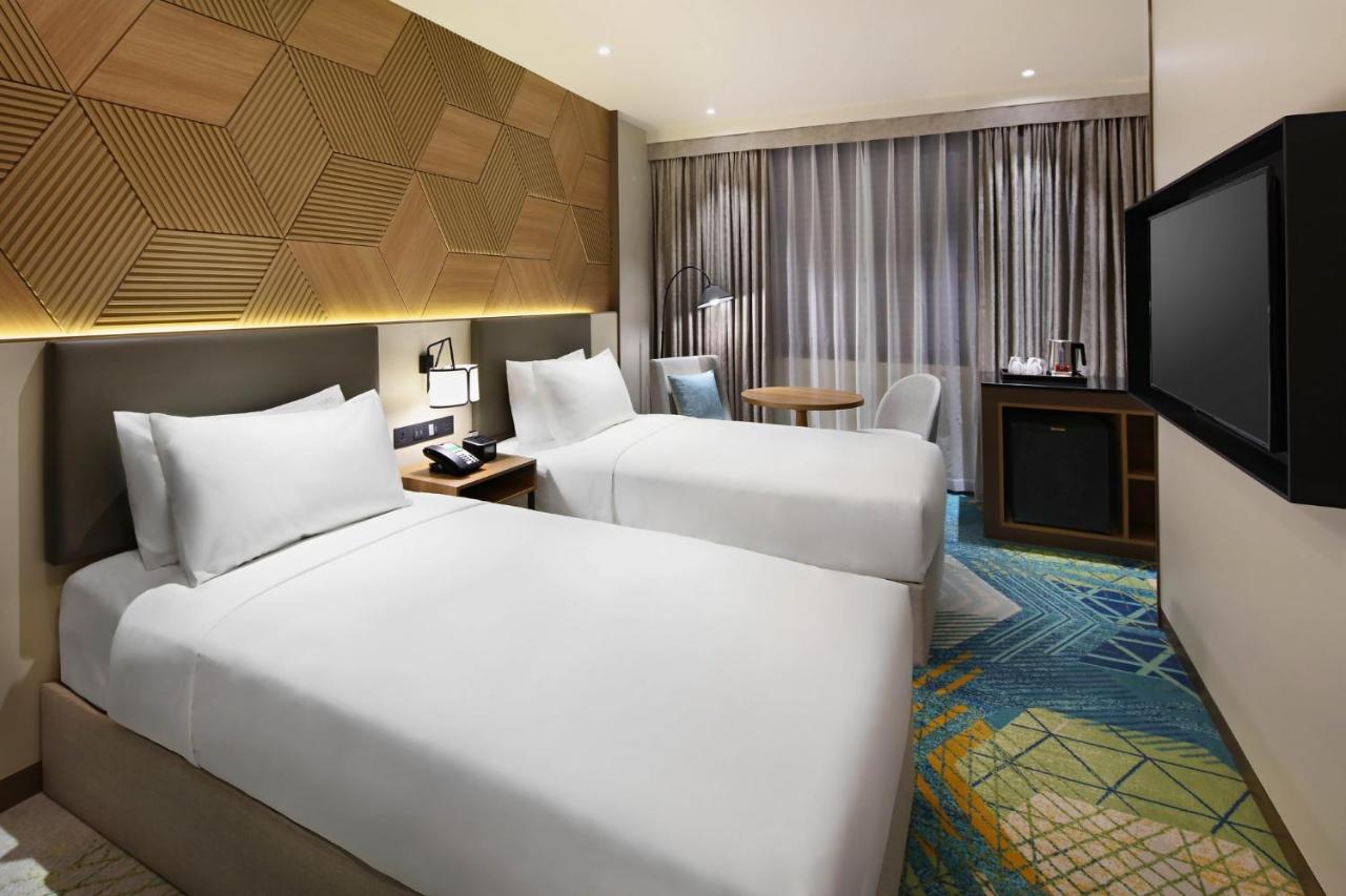 Holiday Inn Cebu City By Ihg Екстериор снимка