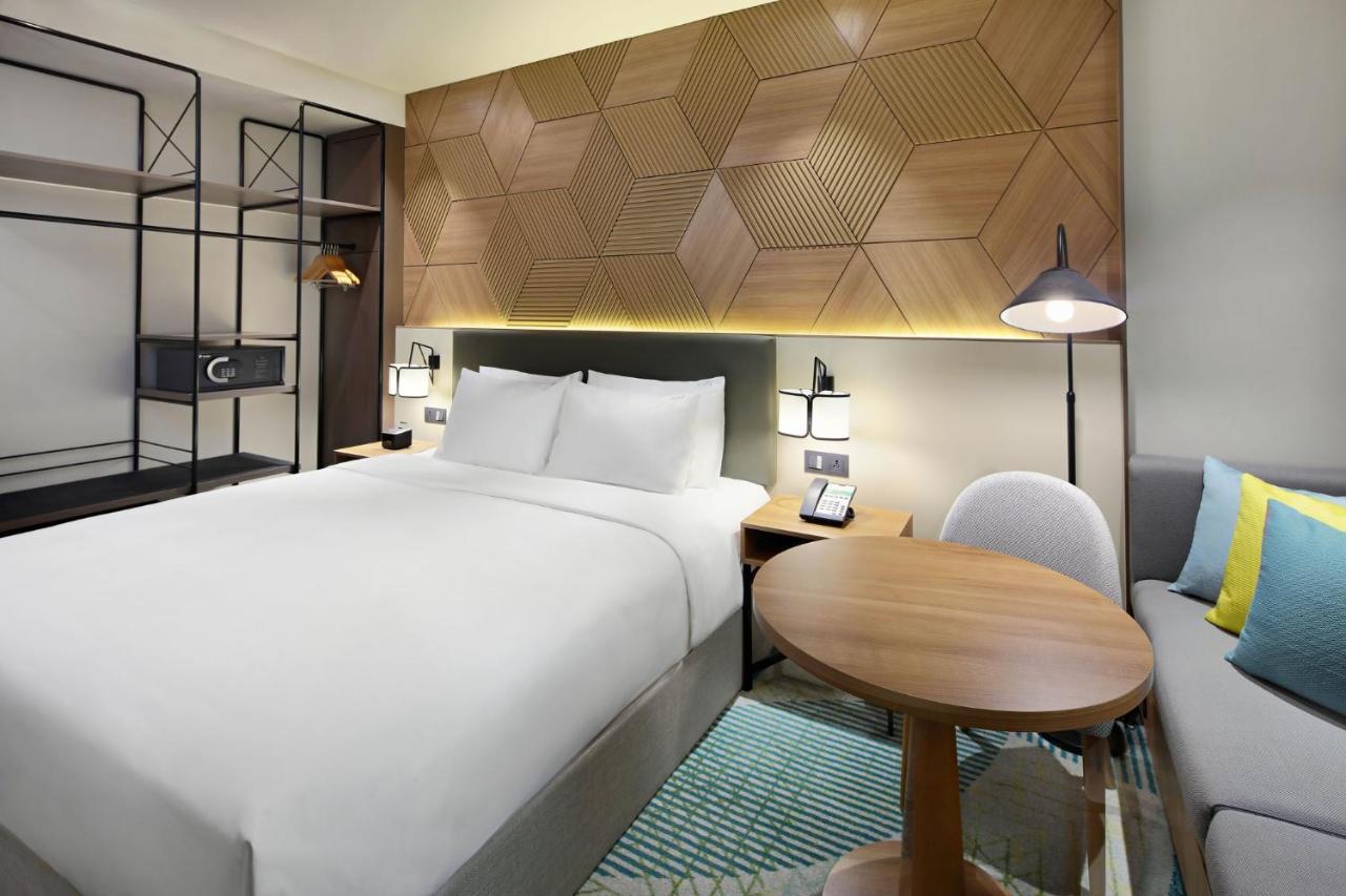 Holiday Inn Cebu City By Ihg Екстериор снимка