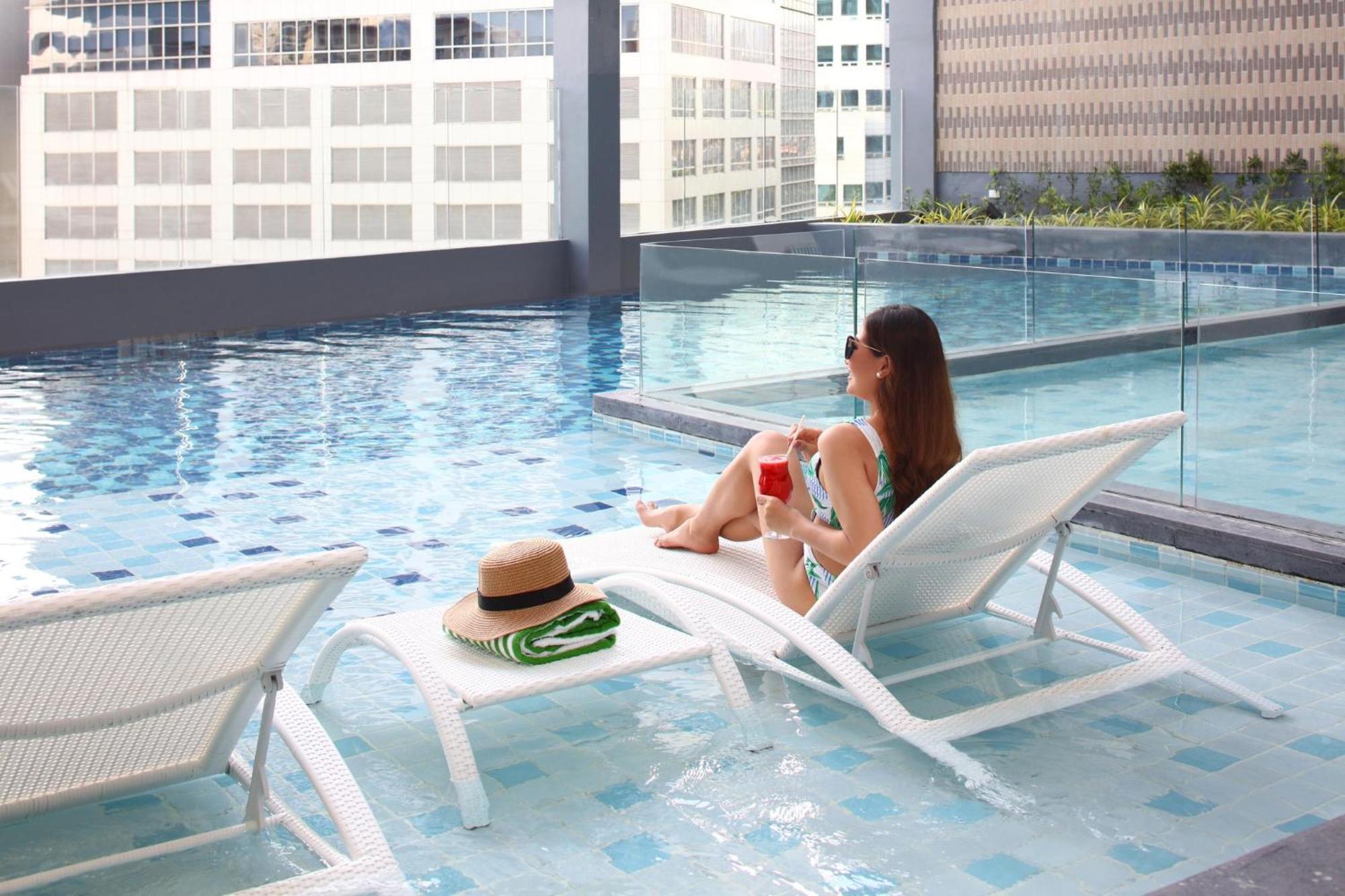 Holiday Inn Cebu City By Ihg Екстериор снимка