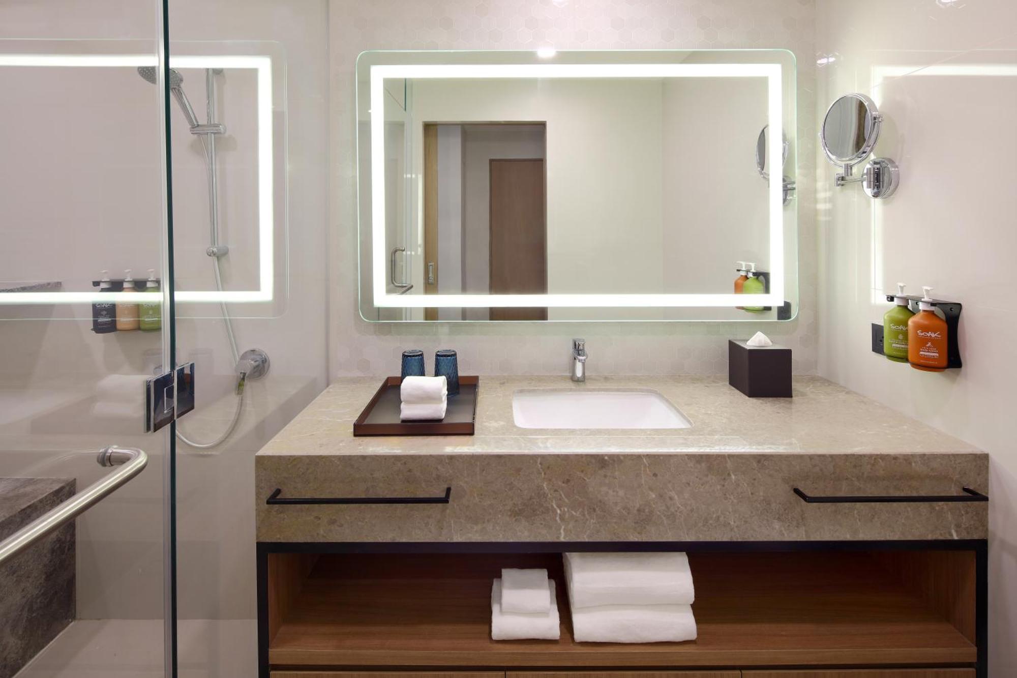 Holiday Inn Cebu City By Ihg Стая снимка