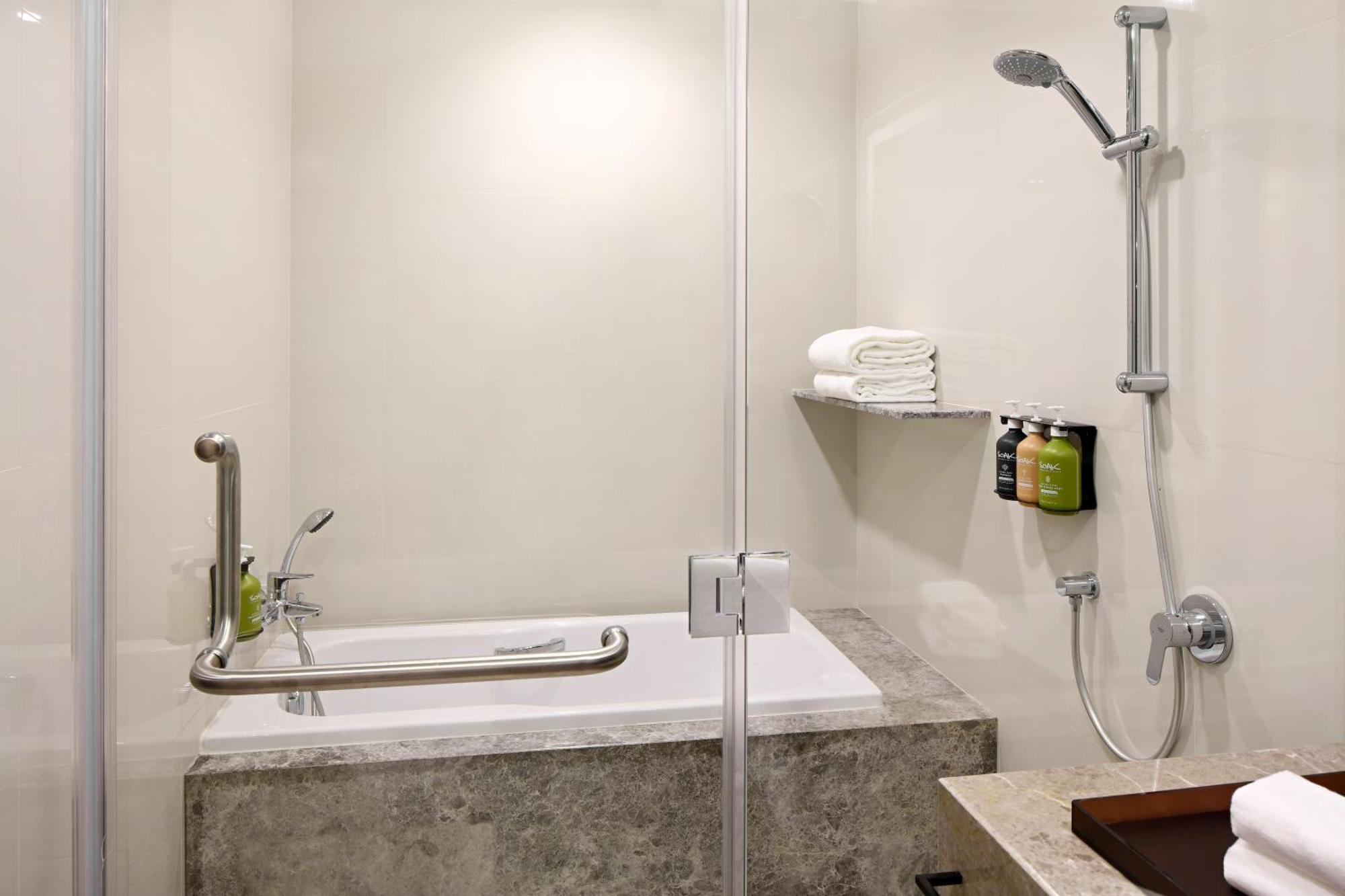 Holiday Inn Cebu City By Ihg Стая снимка